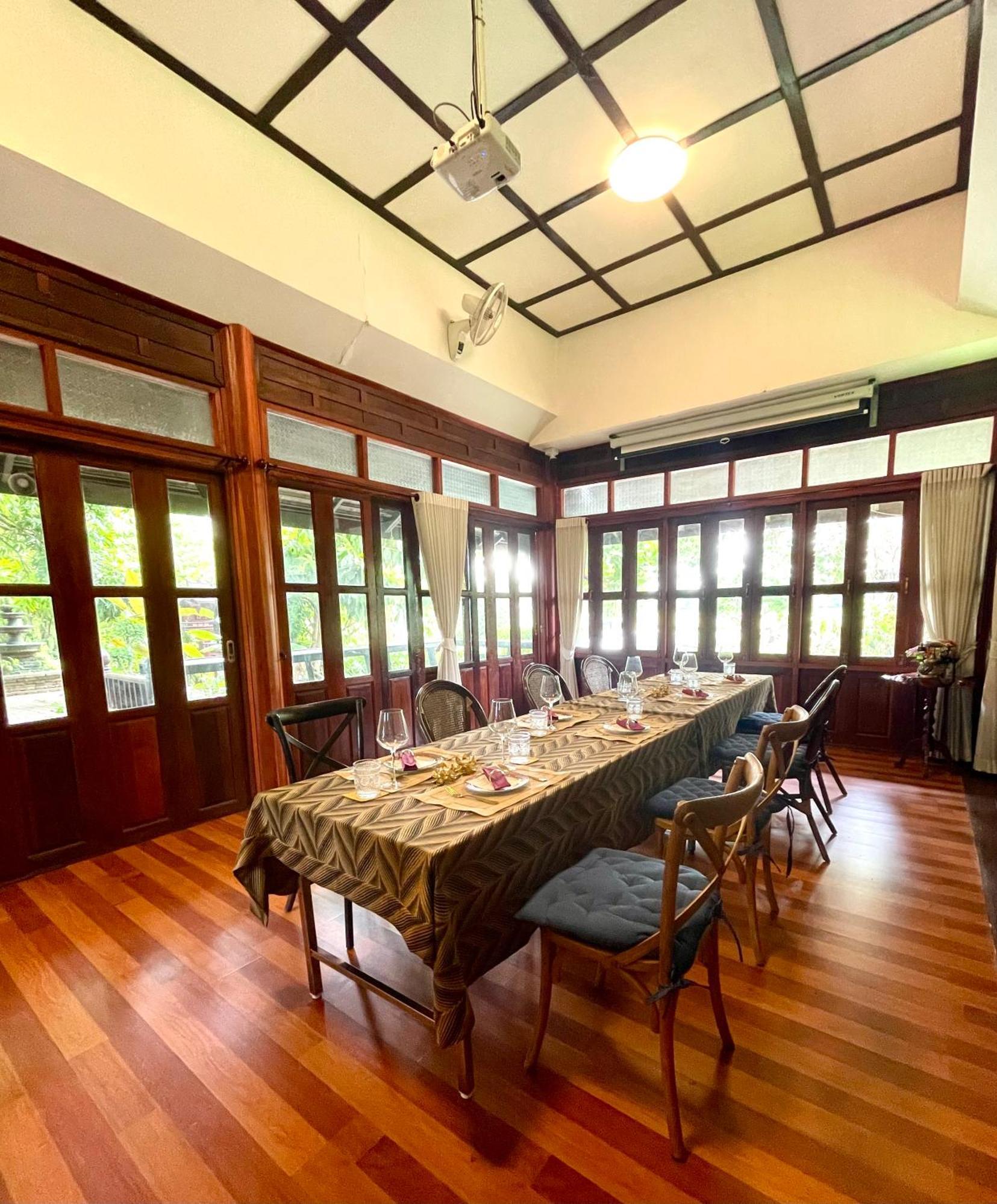 Baan Lhang Wangh บ้านหลังวัง ピサヌローク エクステリア 写真